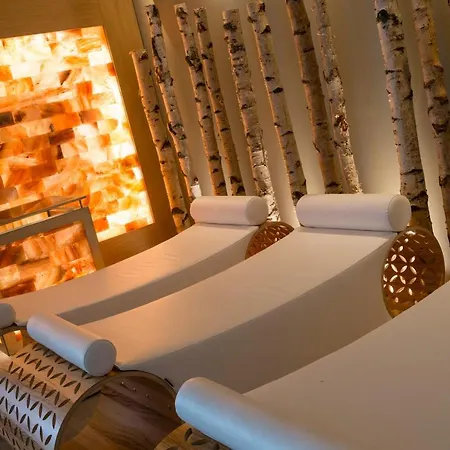 Hotel Koh-i Nor By Les Etincelles 5*